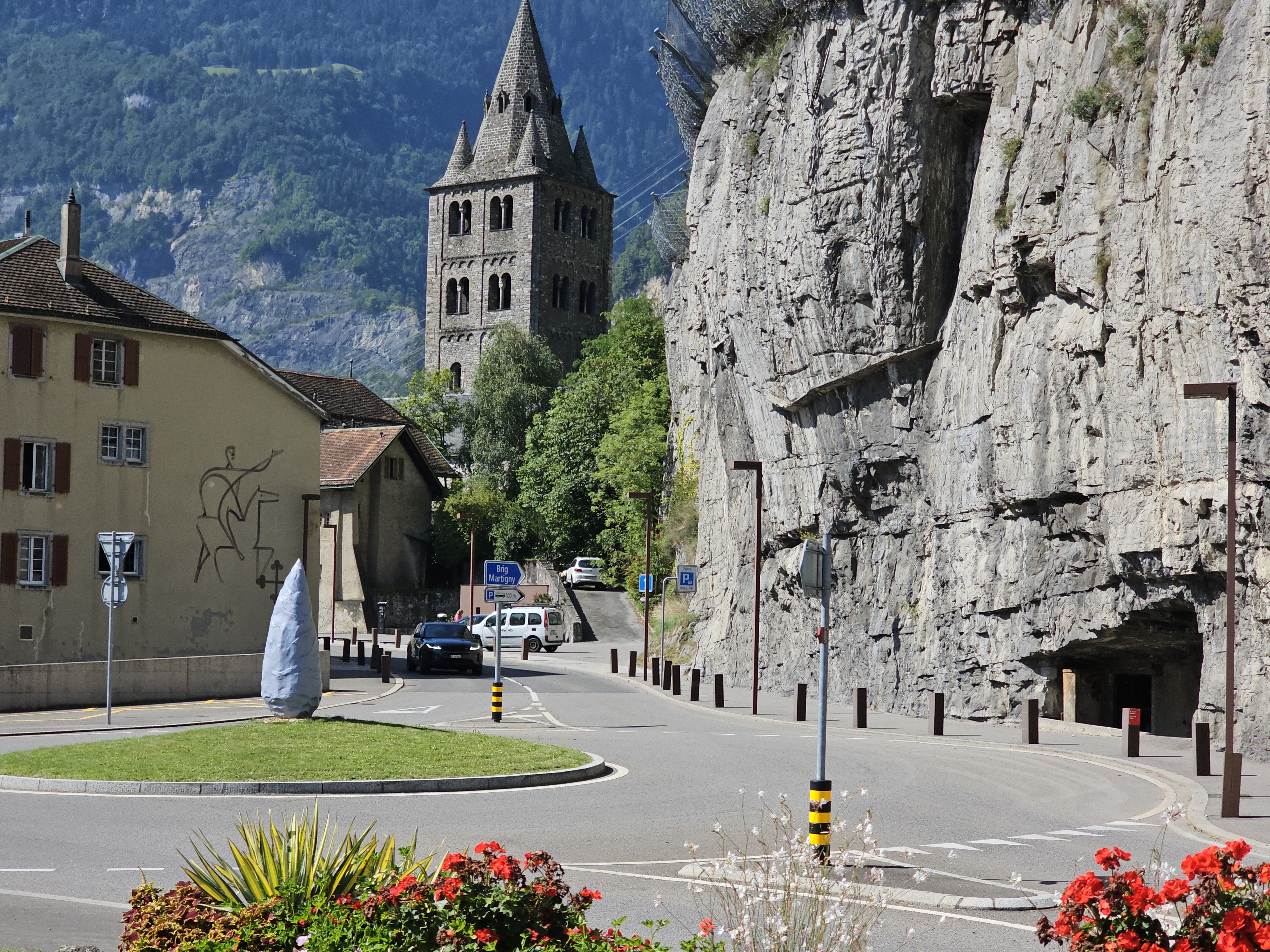 right_picture.jpg -Image for facebook - best 2:1 aspect